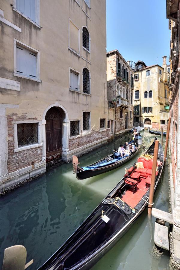 Flat With Canal View Near San Marco Venezia Esterno foto